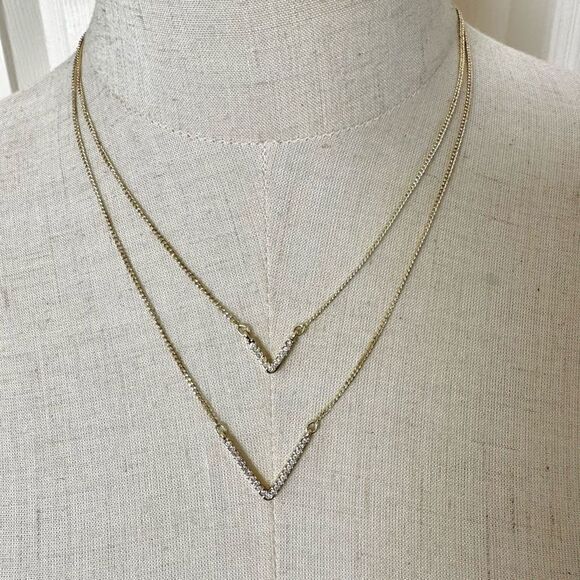 Victoria Secret double V rhinestone pendant necklace - Picture 1 of 10